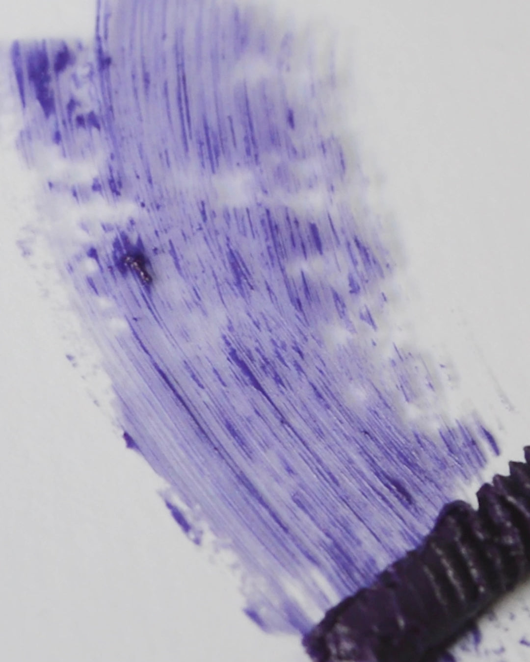 Load and play video in Gallery viewer, Natural Almond Mascara | ERE PEREZ
